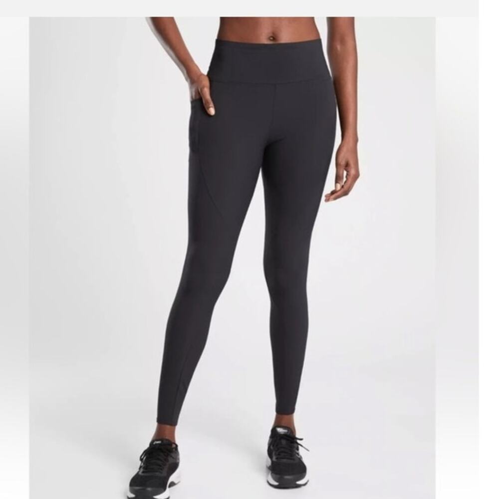 Athleta black quest hybrid tight pants size 0